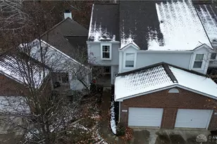 5067 Bristol Ct, Loveland, OH 45140 - Photo 3