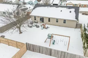 3270 Redbud Dr, Troy, OH 45373 - Photo 21