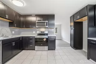 1105 Ames Ave, Dayton, OH 45432 - Photo 17