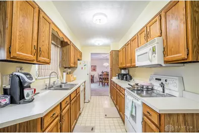 1182 Park Forest Drive, Vandalia, OH 45377 - Photo 13