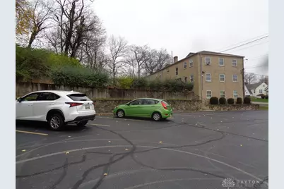 220 W Siebenthaler Avenue, Dayton, OH 45405 - Photo 7