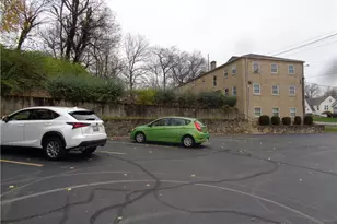 220 W Siebenthaler Ave, Dayton, OH 45405 - Photo 7