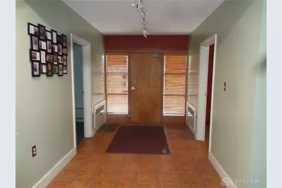 220 W Siebenthaler Avenue, Dayton, OH 45405 - Photo 17