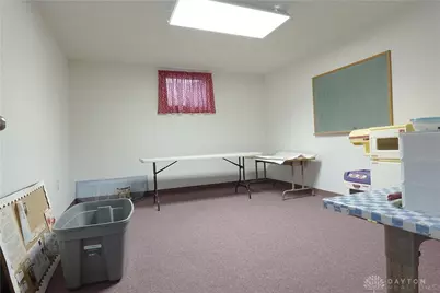 543 W Funderburg Road, Fairborn, OH 45324 - Photo 17