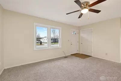 230 Pat Lane, Fairborn, OH 45324 - Photo 5