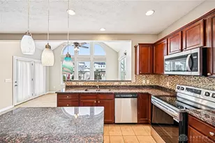 4076 Spicebush Dr, Tipp City, OH 45371 - Photo 7