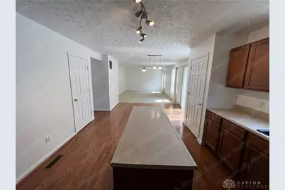 390 Chapelgate Drive, Fairborn, OH 45324 - Photo 17