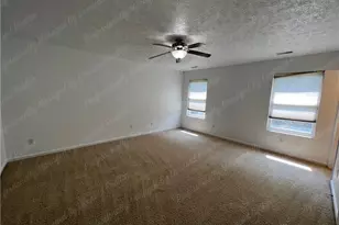 390 Chapelgate Dr, Fairborn, OH 45324 - Photo 23