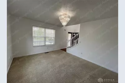 390 Chapelgate Drive, Fairborn, OH 45324 - Photo 7