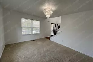 390 Chapelgate Dr, Fairborn, OH 45324 - Photo 7