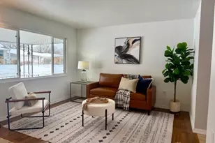 819 Hedwick St, New Carlisle, OH 45344 - Photo 3