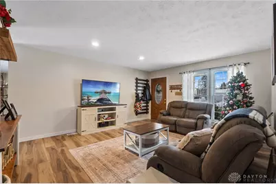 6055 Layne Hills Court, Englewood, OH 45322 - Photo 7