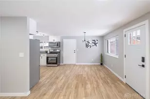 3781 Keswick Ln, Dayton, OH 45439 - Photo 3