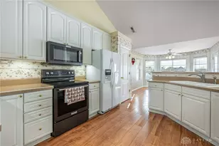 1580 Primrose Ln, Fairborn, OH 45324 - Photo 11