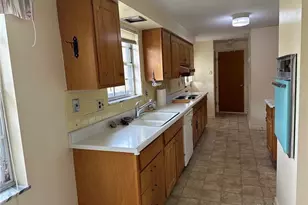 3607 Twinbrook Ln, Dayton, OH 45429 - Photo 7