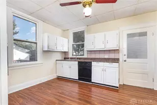 6106 Sycamore St, Cincinnati, OH 45216 - Photo 9