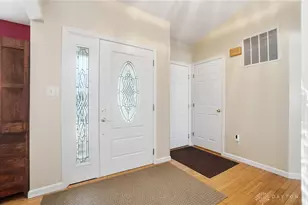 2461 Whisper Dr, Miamisburg, OH 45342 - Photo 5