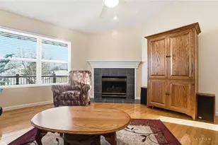 2461 Whisper Dr, Miamisburg, OH 45342 - Photo 9