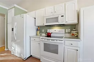 2461 Whisper Dr, Miamisburg, OH 45342 - Photo 17