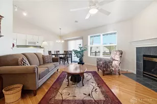 2461 Whisper Dr, Miamisburg, OH 45342 - Photo 11