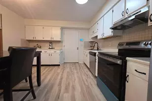 6805 Willow Creek Dr, Dayton, OH 45424 - Photo 9