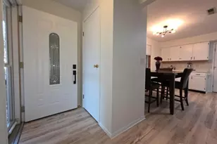 6805 Willow Creek Dr, Dayton, OH 45424 - Photo 5