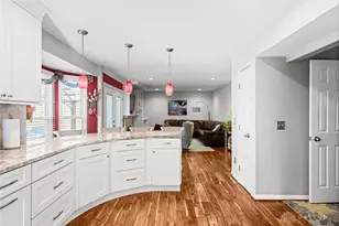 724 Regent Rd, Cincinnati, OH 45245 - Photo 17