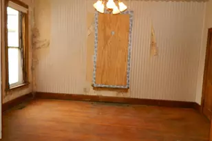 227 N Main St, Washington Court House, OH 43160 - Photo 5