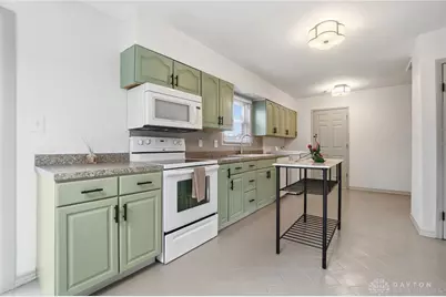 2855 Whitehorse Avenue, Kettering, OH 45420 - Photo 9