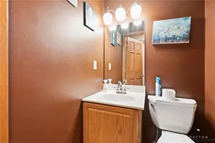 992 Spinning Rd, Dayton, OH 45431 - Photo 17