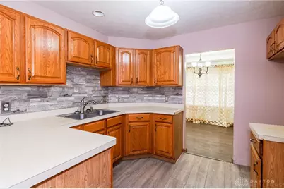 5630 Moss Creek Boulevard, Clayton, OH 45315 - Photo 11