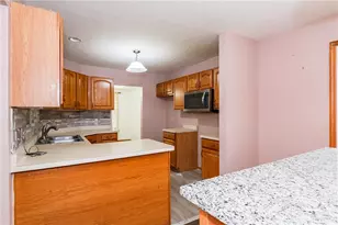 5630 Moss Creek Blvd, Clayton, OH 45315 - Photo 9