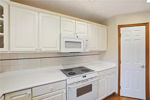 4254 Sarahs Way, Sugarcreek Twp, OH 45440 - Photo 17