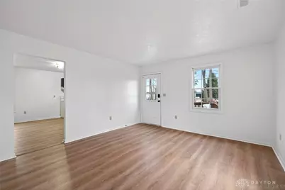 518 Regal Avenue, West Carrollton, OH 45449 - Photo 9