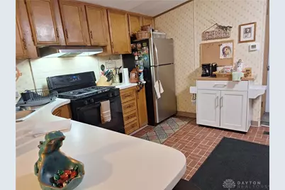 64 Airstream Drive, West Carrollton, OH 45449 - Photo 3