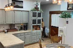 1930 Oxford Gettysburg Rd, Eaton, OH 45320 - Photo 5