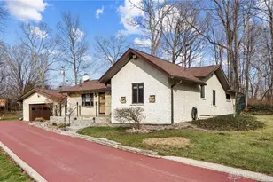 3684 Winston Churchill Dr, Beavercreek, OH 45432 - Photo 3