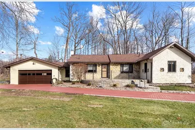 3684 Winston Churchill Drive, Beavercreek, OH 45432 - Photo 5