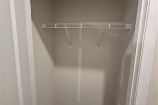 3181 Northerton Ct, Butler Twp, OH 45414 - Photo 7