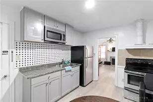 3648 W Siebenthaler Ave, Dayton, OH 45406 - Photo 13