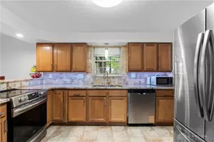 3930 Beechwood Dr, Bellbrook, OH 45305 - Photo 7