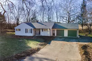 612 Barnhart Rd, Troy, OH 45373 - Photo 3