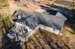 612 Barnhart Rd, Troy, OH 45373 - Photo 9