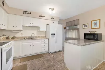 215 N Smith Street, New Carlisle, OH 45344 - Photo 9