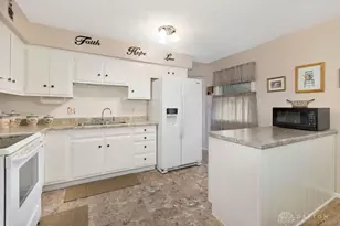 215 N Smith St, New Carlisle, OH 45344 - Photo 9