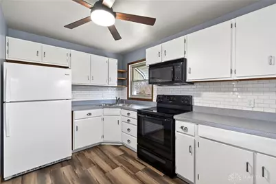 630 Alexander Drive, Dayton, OH 45403 - Photo 13