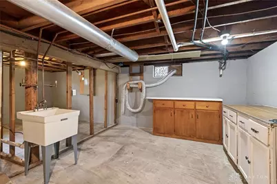 630 Alexander Drive, Dayton, OH 45403 - Photo 33