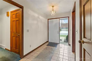 45 Colony Park Dr, Troy, OH 45373 - Photo 7