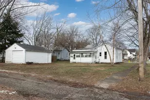 331 E Monfort St, Eaton, OH 45320 - Photo 3
