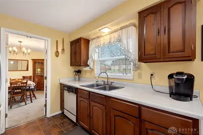 808 Fairgrove Way, Trotwood, OH 45426 - Photo 15